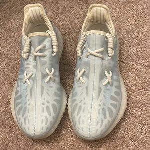 Yeezy Mono Ice Mens size 7